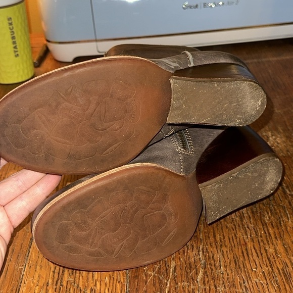 Kork-Ease Michelle wedge booties size 8.5 - Picture 7 of 11